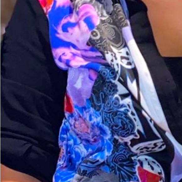 Versace jeans blouse - Picture 2 of 2